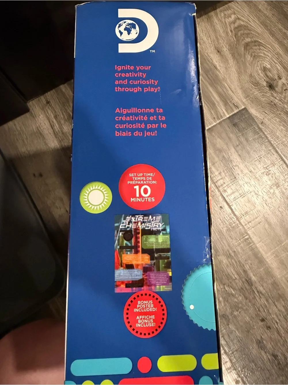 Discovery Extreme Chemistry Lab - Blue, Green, Red